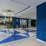 Juliana 4*
