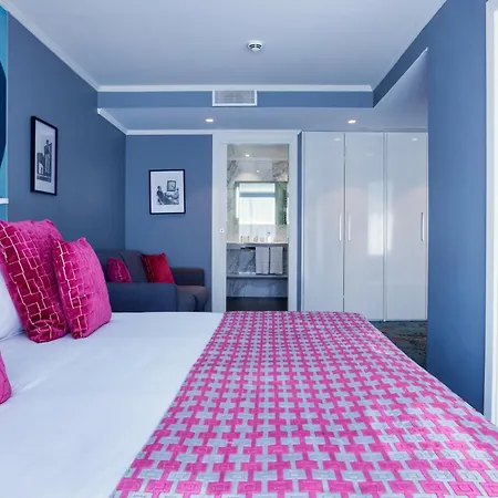 Palace**** Hotel