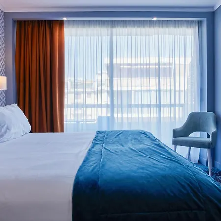 Palace**** Hotel 4*