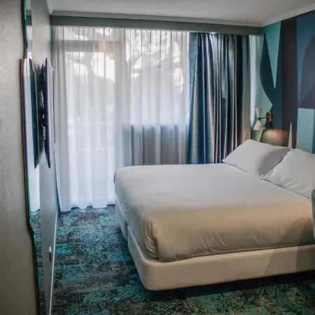 Juliana Hotel