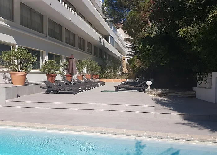 Juliana 4*