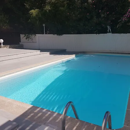فندق Juliana